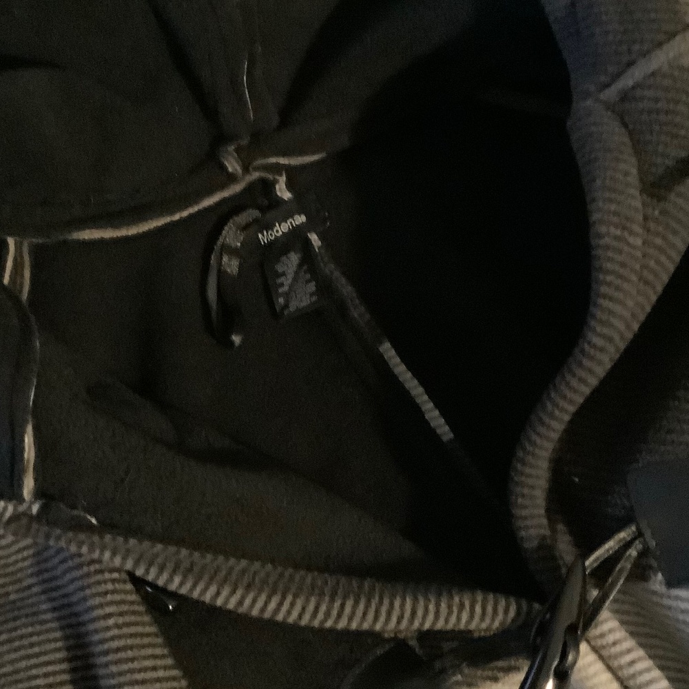 Checkered Cape O/S NWOT - Picture 3 of 4